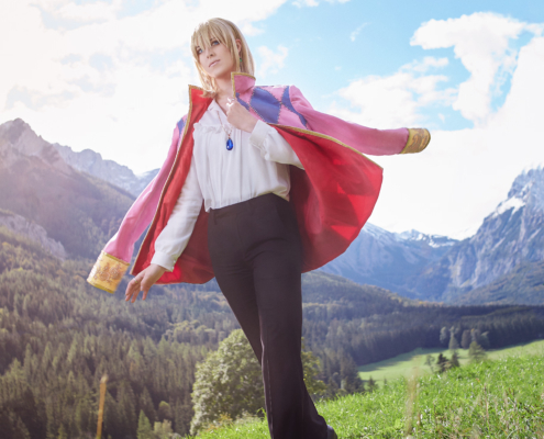 A photo of Sabaku cosplay dressed as Howl from Howl's Moving Castle. Photo by annakrekova.photo